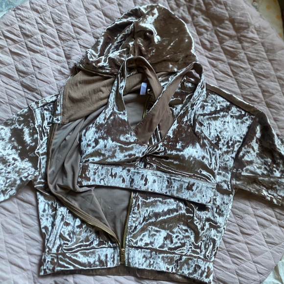 Fabletics Velvet Jacket in Shimmering Gold - Picture 1 of 7